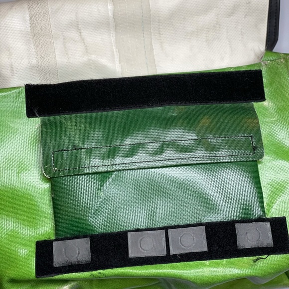 Freitag Messenger Bag - Picture 5 of 11
